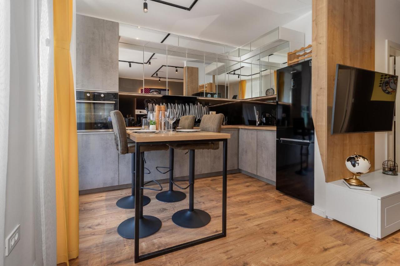 Apartments Barbis Рієка Екстер'єр фото