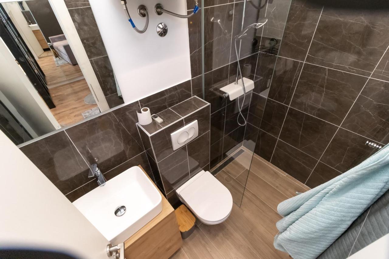 Apartments Barbis Рієка Екстер'єр фото